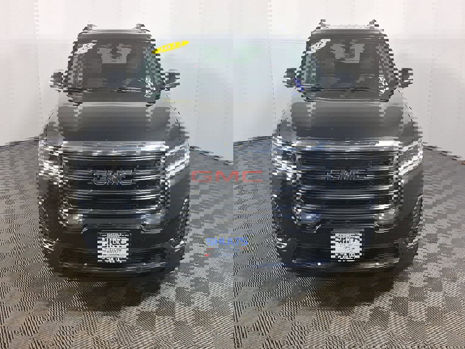 Used 2022 GMC Acadia AT4 w/ Trailering Package image 4