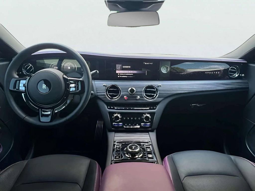 Used 2024 Rolls-Royce Spectre w/ Spectre Launch Package AWD/4WD image 15