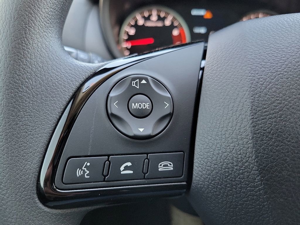 New 2026 Mitsubishi Eclipse Cross LE AWD/4WD image 19