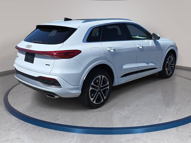 Used 2025 Audi Q5 Premium AWD/4WD image 5