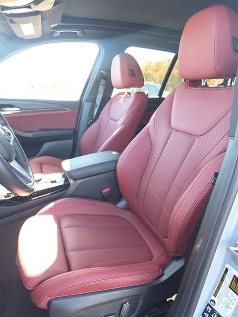 Used 2024 BMW X3 xDrive30i w/ Premium Package image 11