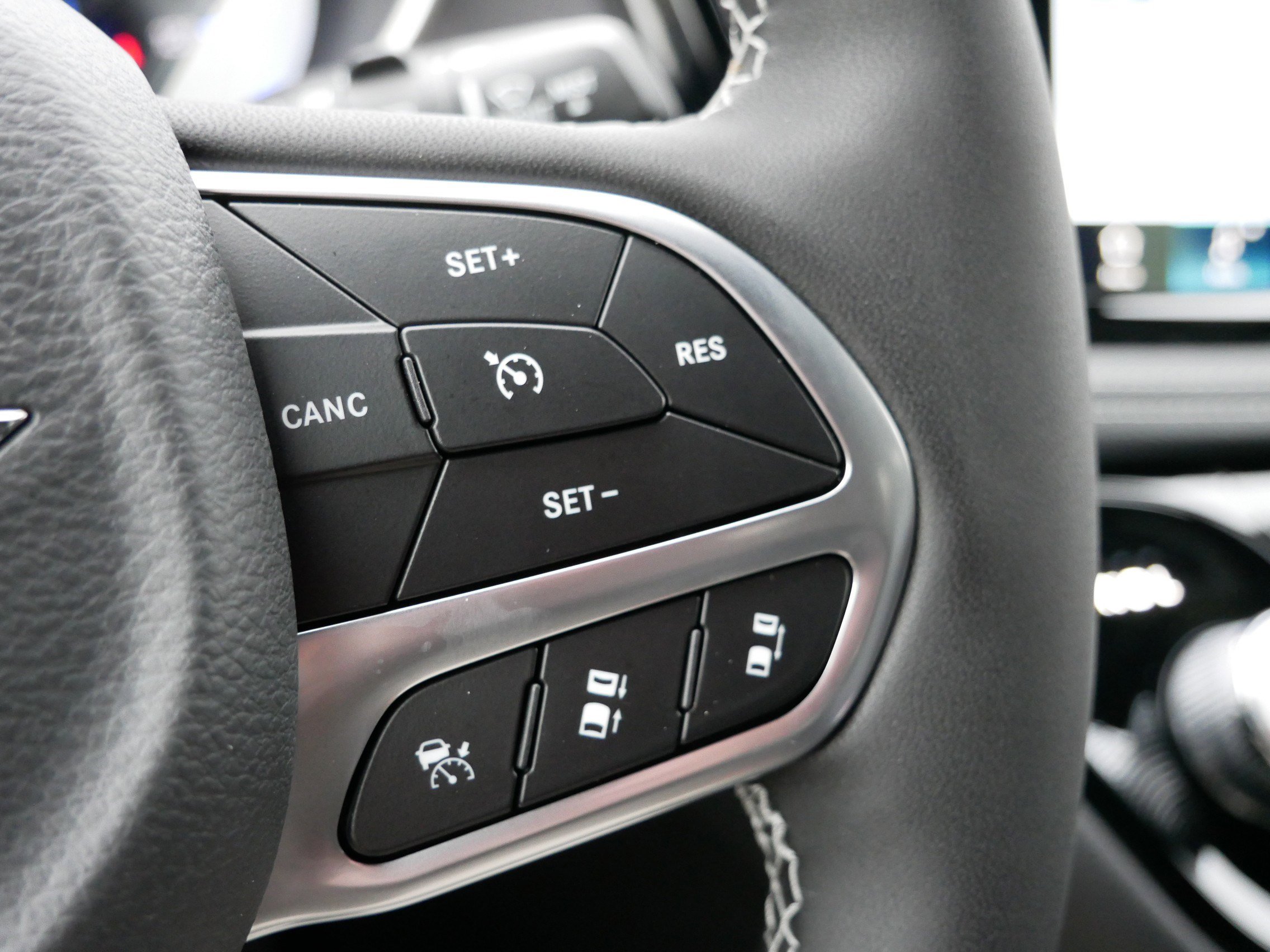 New 2026 Chrysler Pacifica Select image 20