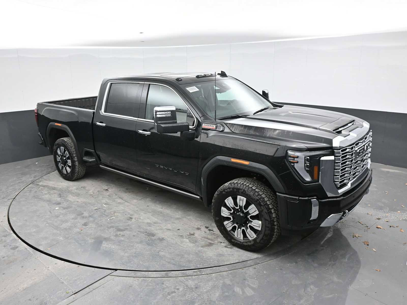 New 2026 GMC Sierra 2500 Denali w/ Denali Reserve Package AWD/4WD image 32