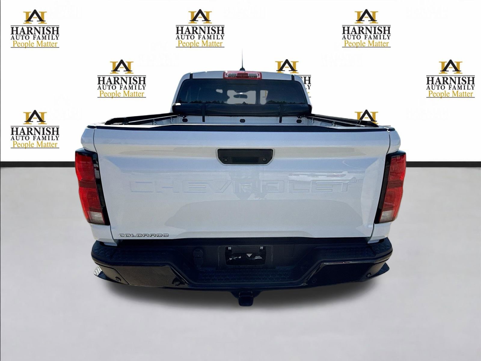 Used 2024 Chevrolet Colorado Z71 w/ Z71 Convenience Package 2 image 5