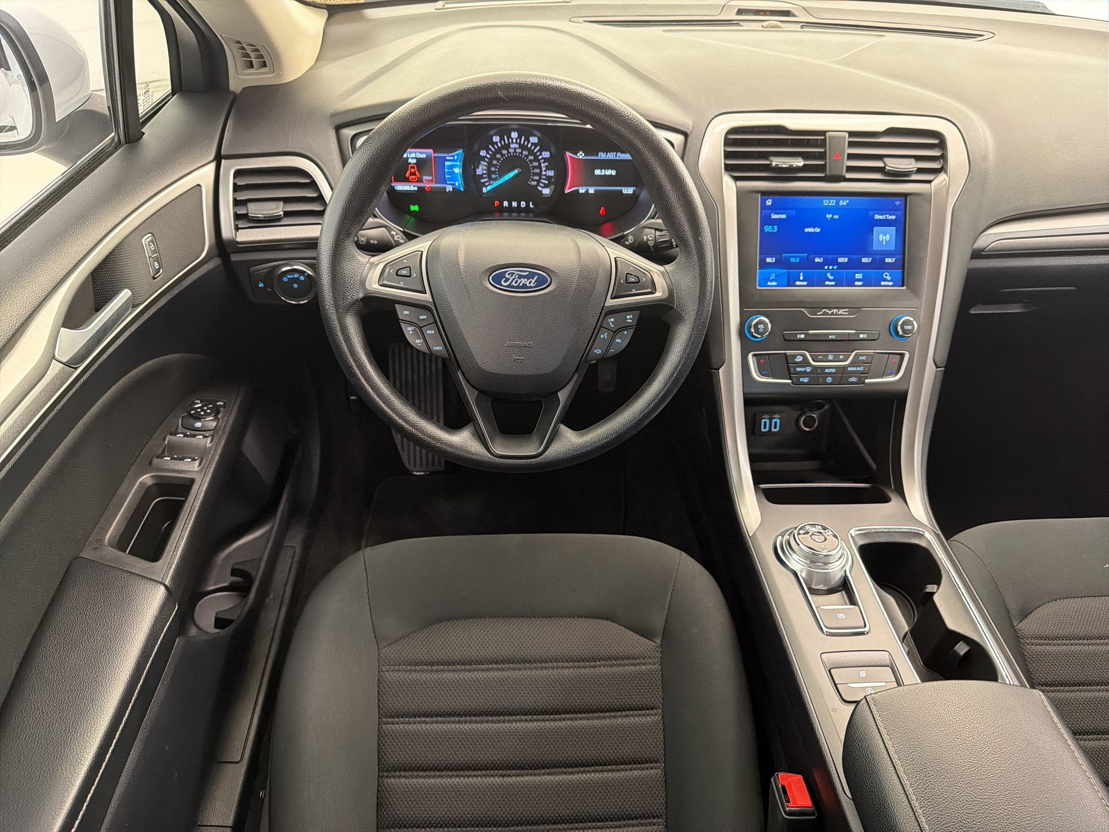 Certified 2020 Ford Fusion SE image 25