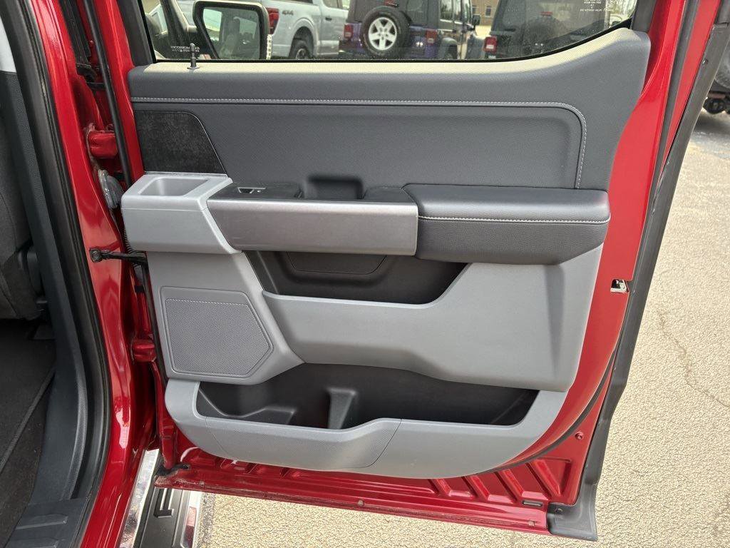 Used 2021 Ford F150 XLT w/ Equipment Group 301A Mid image 15