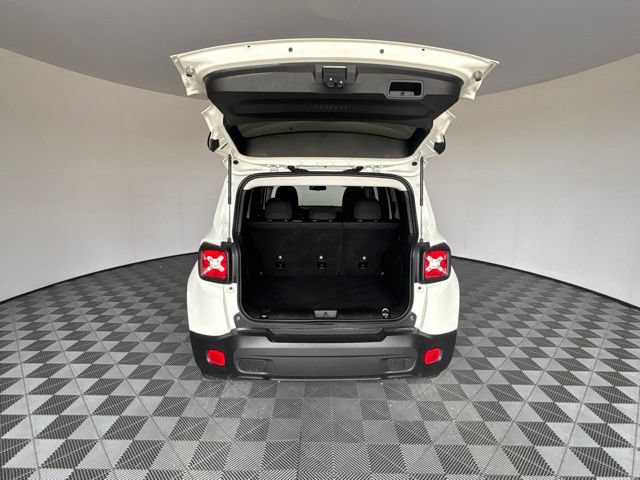Used 2023 Jeep Renegade Altitude w/ Convenience Group I AWD/4WD image 23