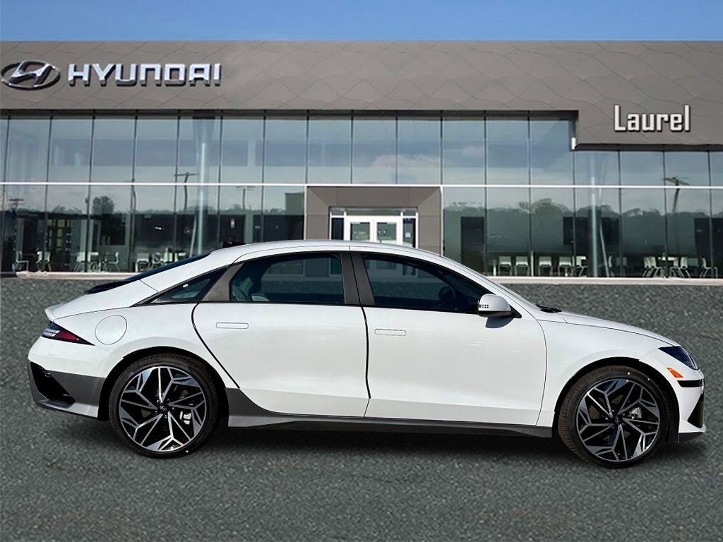 New 2024 Hyundai Ioniq 6 SEL image 3