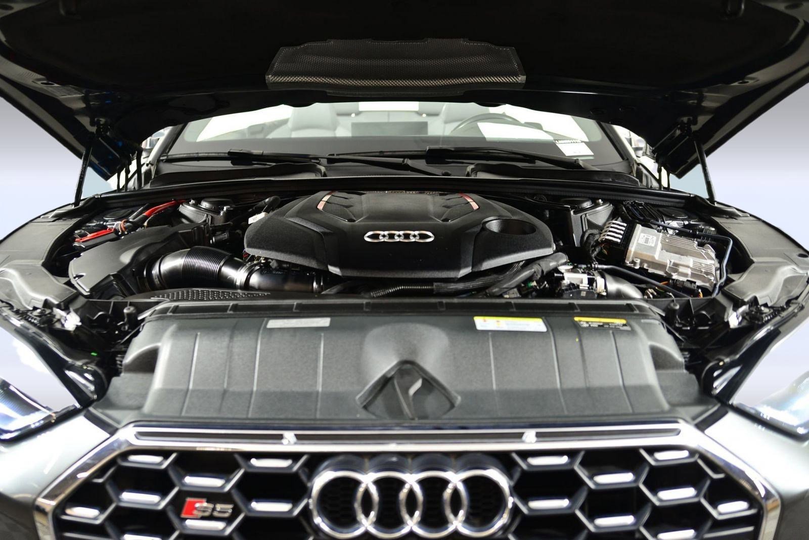 Used 2022 Audi S5 Premium Plus w/ Premium Plus Package image 15