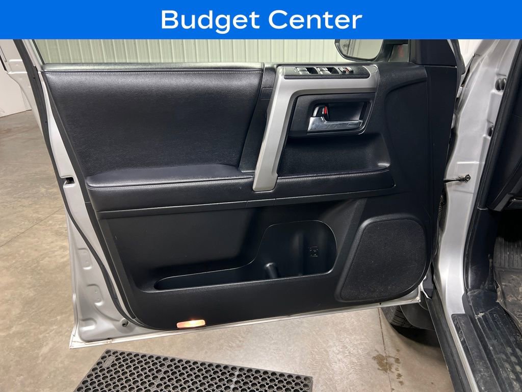 Used 2021 Toyota 4Runner SR5 Premium w/ Moonroof Package AWD/4WD image 14