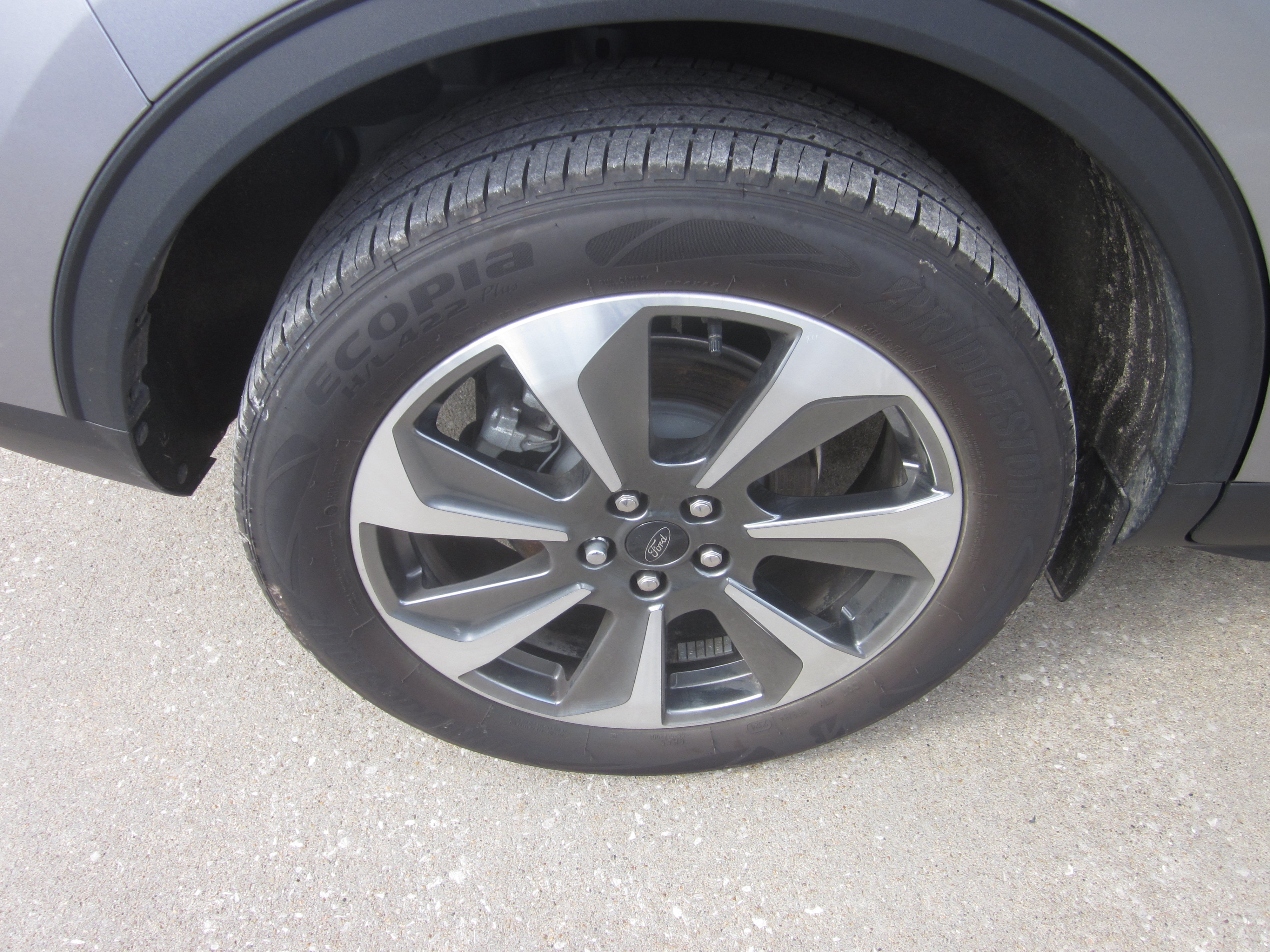 Used 2024 Ford Escape Platinum w/ Class II Trailer Tow Package AWD/4WD image 7