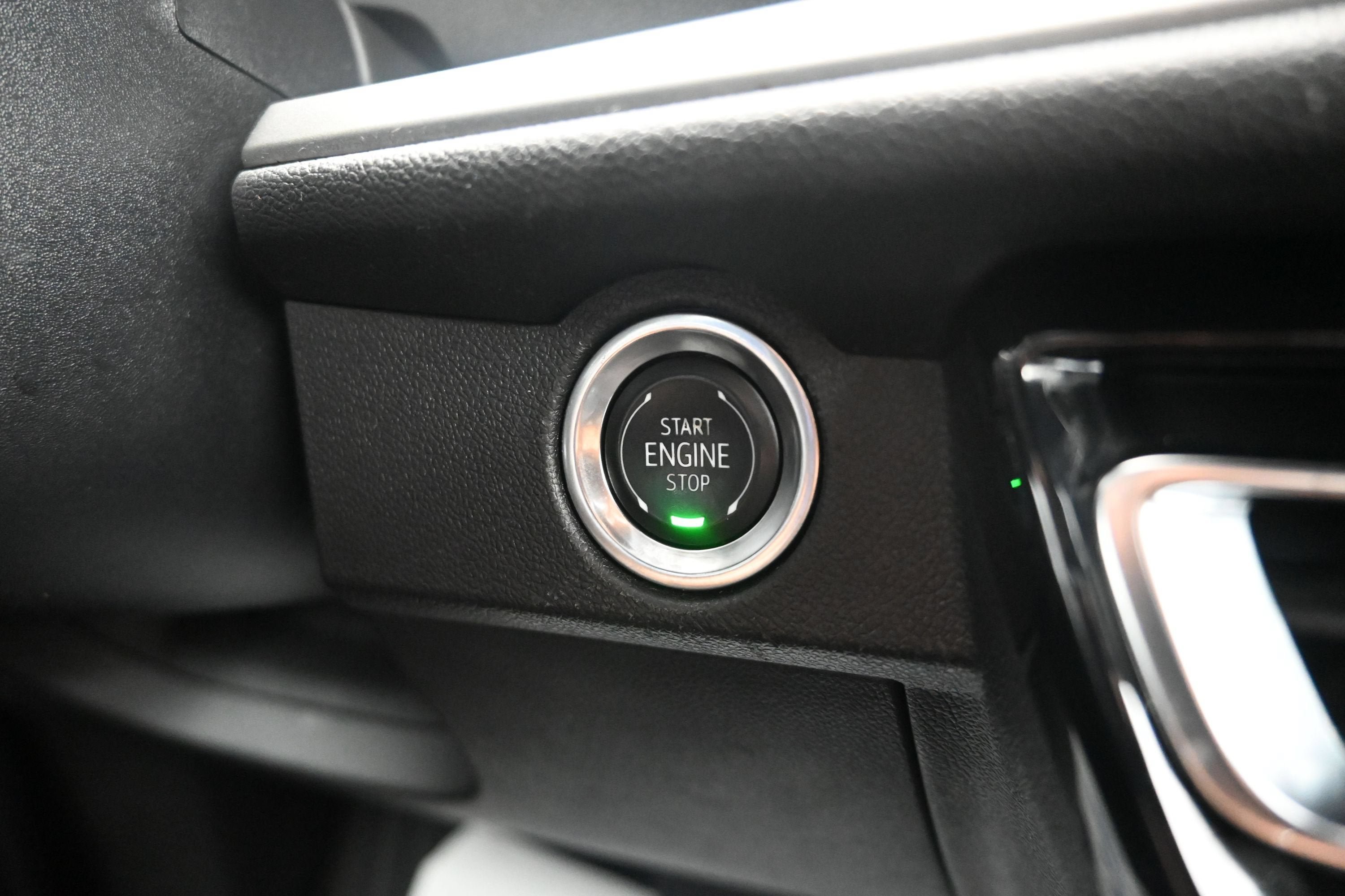 Certified 2024 Chevrolet Traverse LS FWD image 18