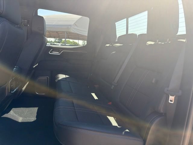 New 2026 Chevrolet Silverado 1500 High Country w/ High Country Premium Package AWD/4WD image 11