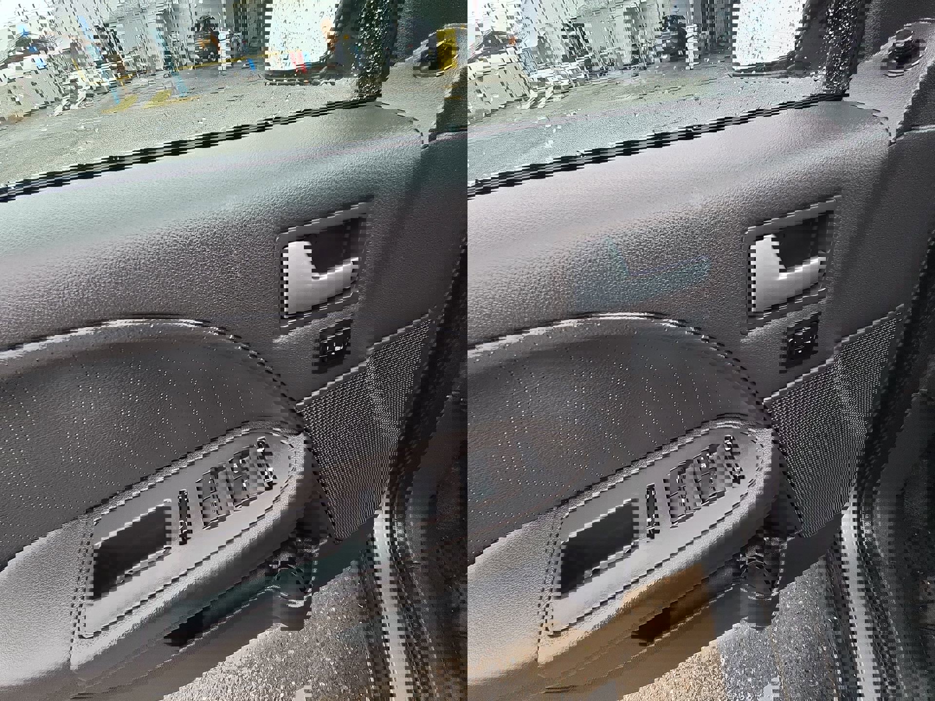 Used 2005 Ford Freestyle Limited image 15