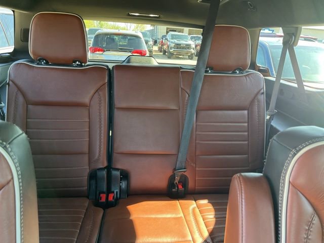 Used 2024 GMC Yukon XL Denali Ultimate AWD/4WD image 25