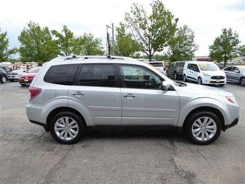 Used 2011 Subaru Forester 2.5X Touring w/ Popular Equipment Group 4B AWD/4WD image 6