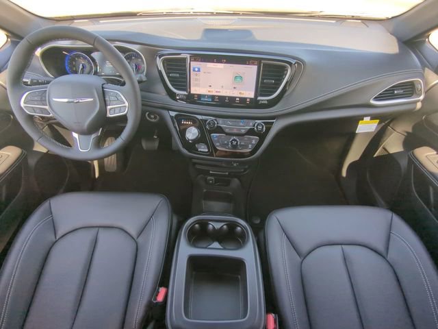 New 2026 Chrysler Pacifica Select image 19