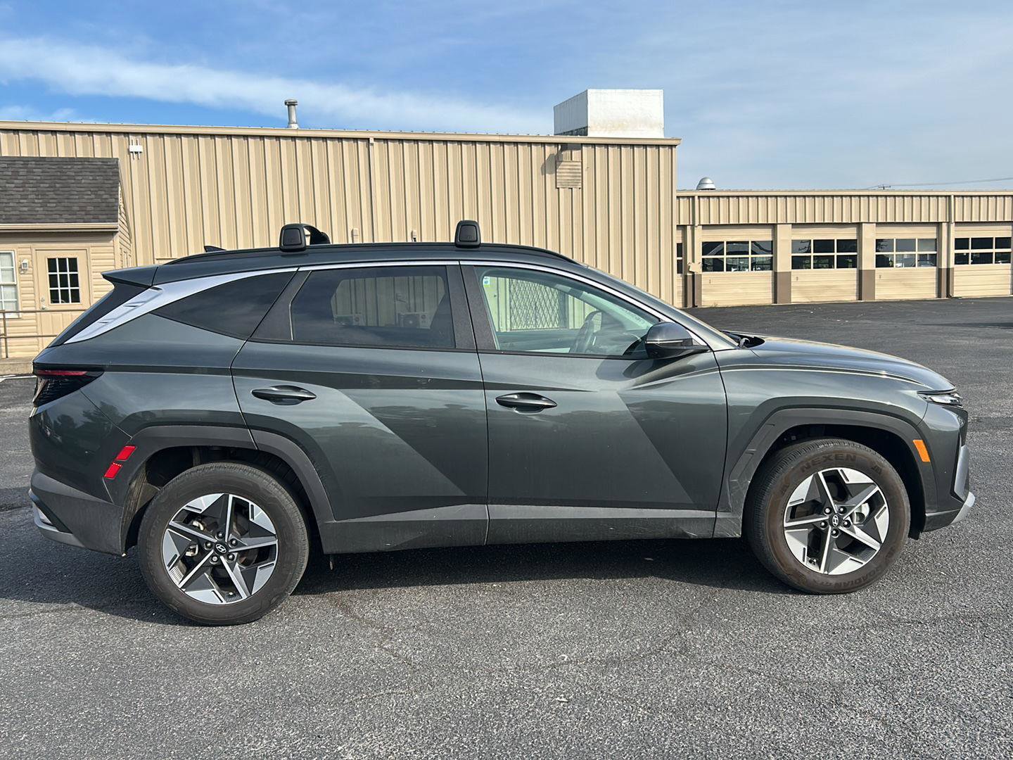 Used 2025 Hyundai Tucson SEL AWD/4WD image 6