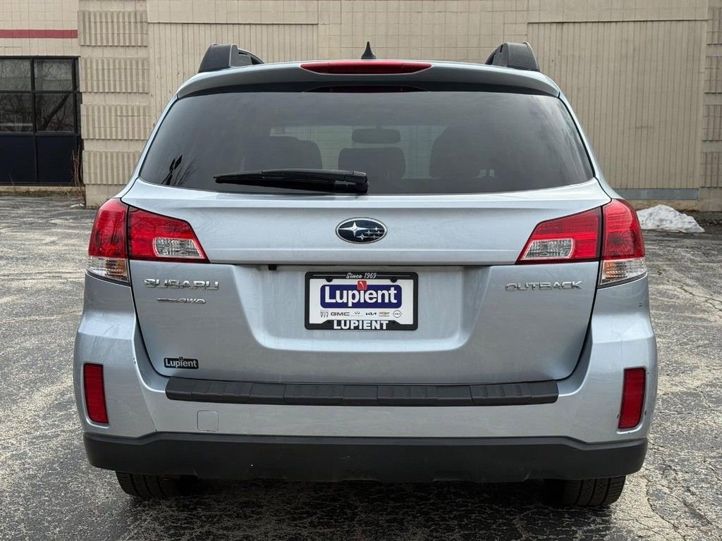 Used 2014 Subaru Outback 2.5i Limited w/ Moonroof Package image 4