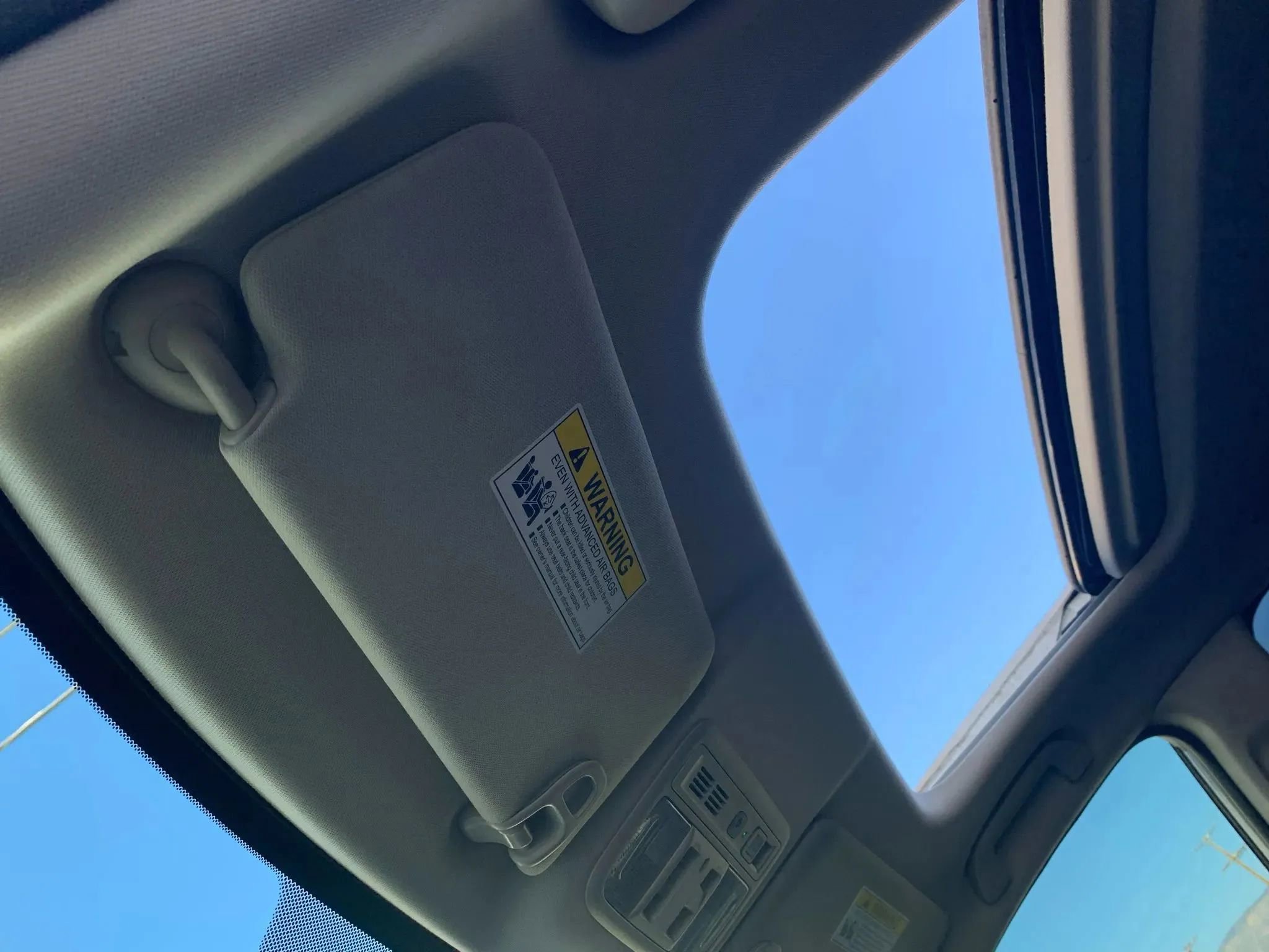 Used 2019 Honda Insight Touring image 23