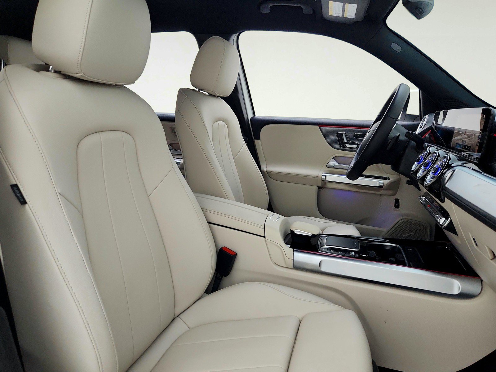 Certified 2023 Mercedes-Benz EQB 300 4MATIC image 26
