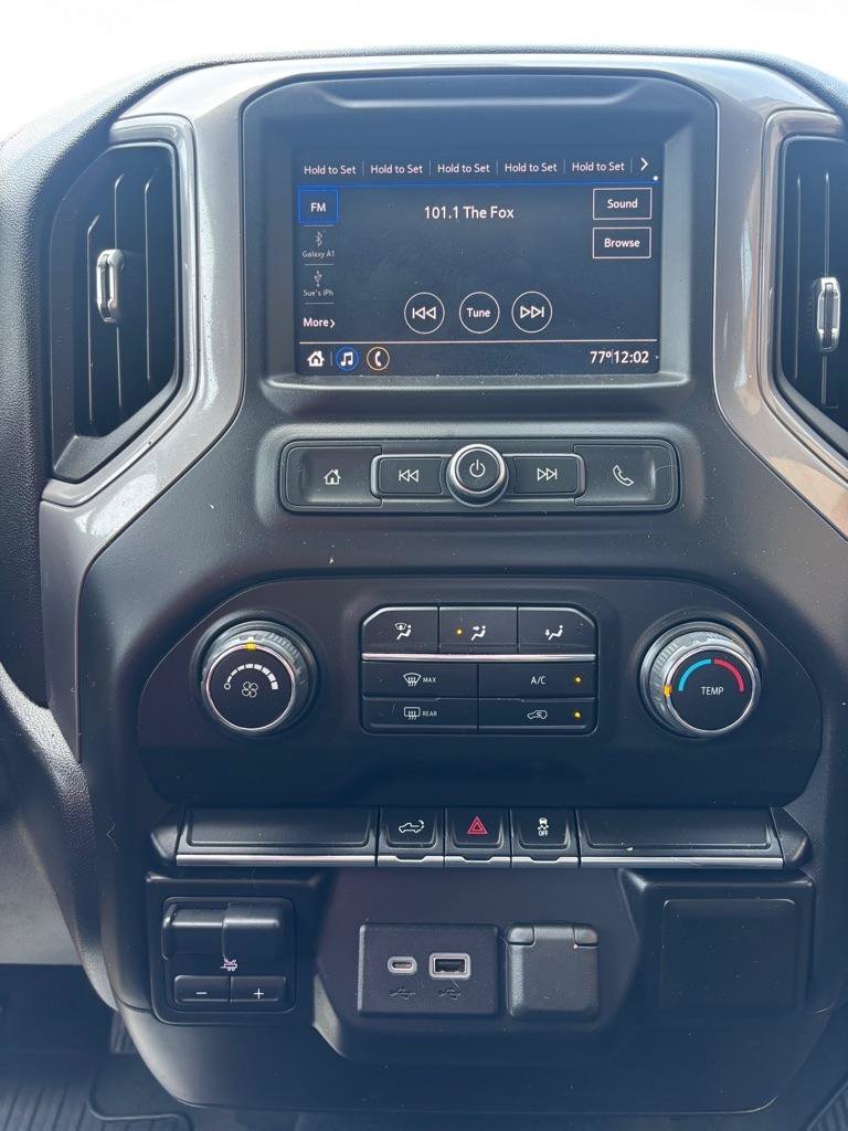 Used 2022 Chevrolet Silverado 2500 Custom w/ Custom Convenience Package AWD/4WD image 19
