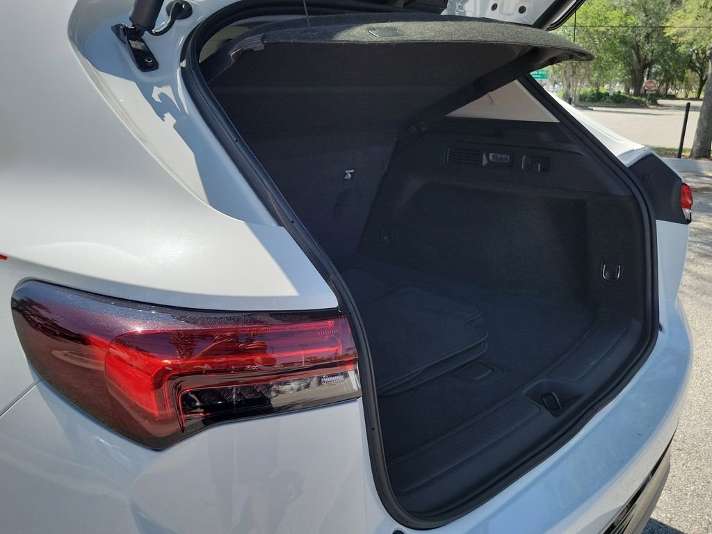 Used 2023 Buick Envision Essence w/ Sport Touring Package image 11