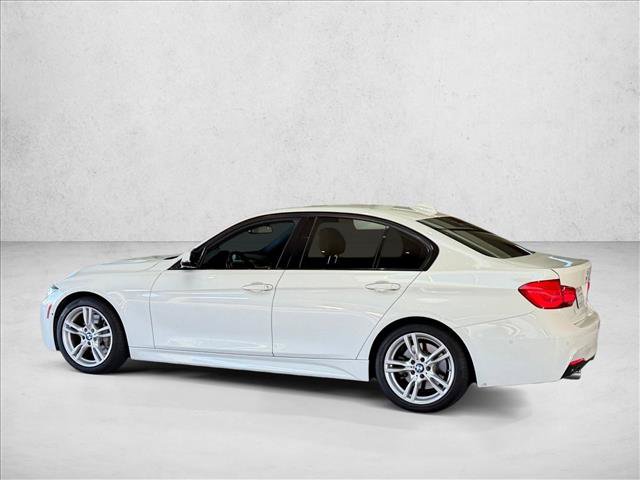 Used 2018 BMW 340i Sedan w/ Executive Package RWD image 6
