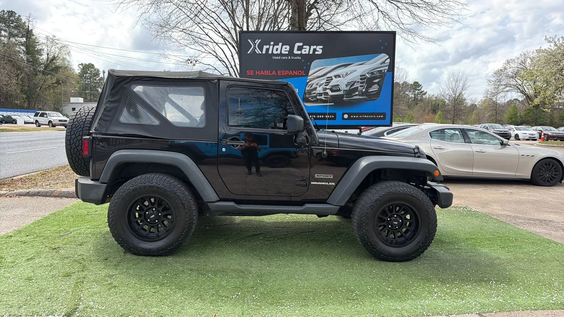 Used 2015 Jeep Wrangler Sport image 13