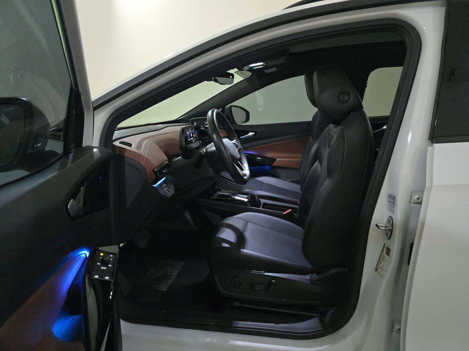 Used 2021 Volkswagen ID.4 Pro S w/ ID.4 Protection Package image 8