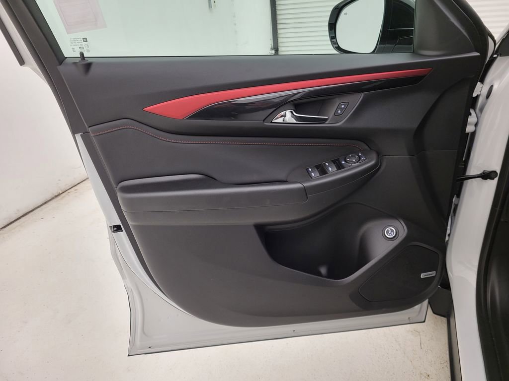 New 2026 Chevrolet TrailBlazer RS w/ Convenience Package FWD image 25
