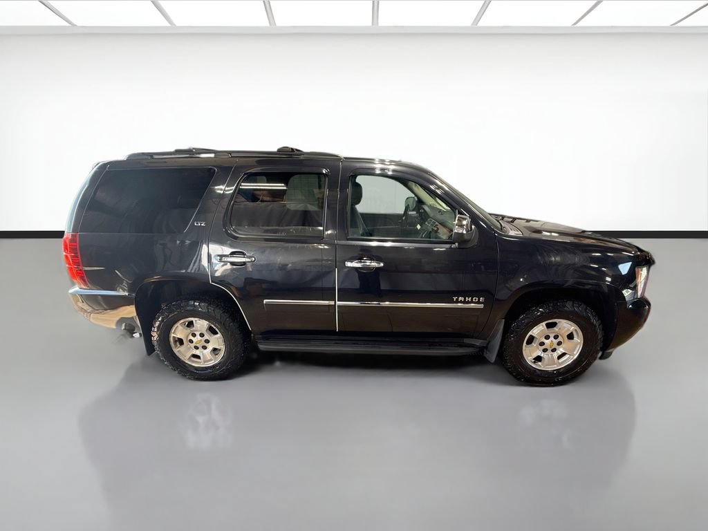 Used 2012 Chevrolet Tahoe LTZ AWD/4WD image 4