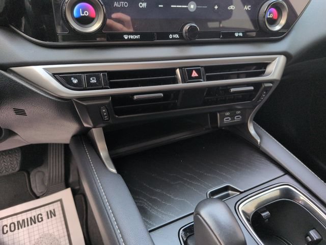 Used 2024 Lexus RX 350 FWD w/ Convenience Package image 17