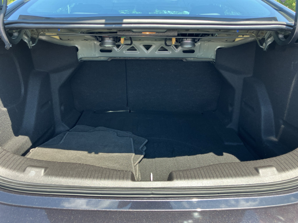 Used 2017 Chevrolet Cruze Premier FWD image 32