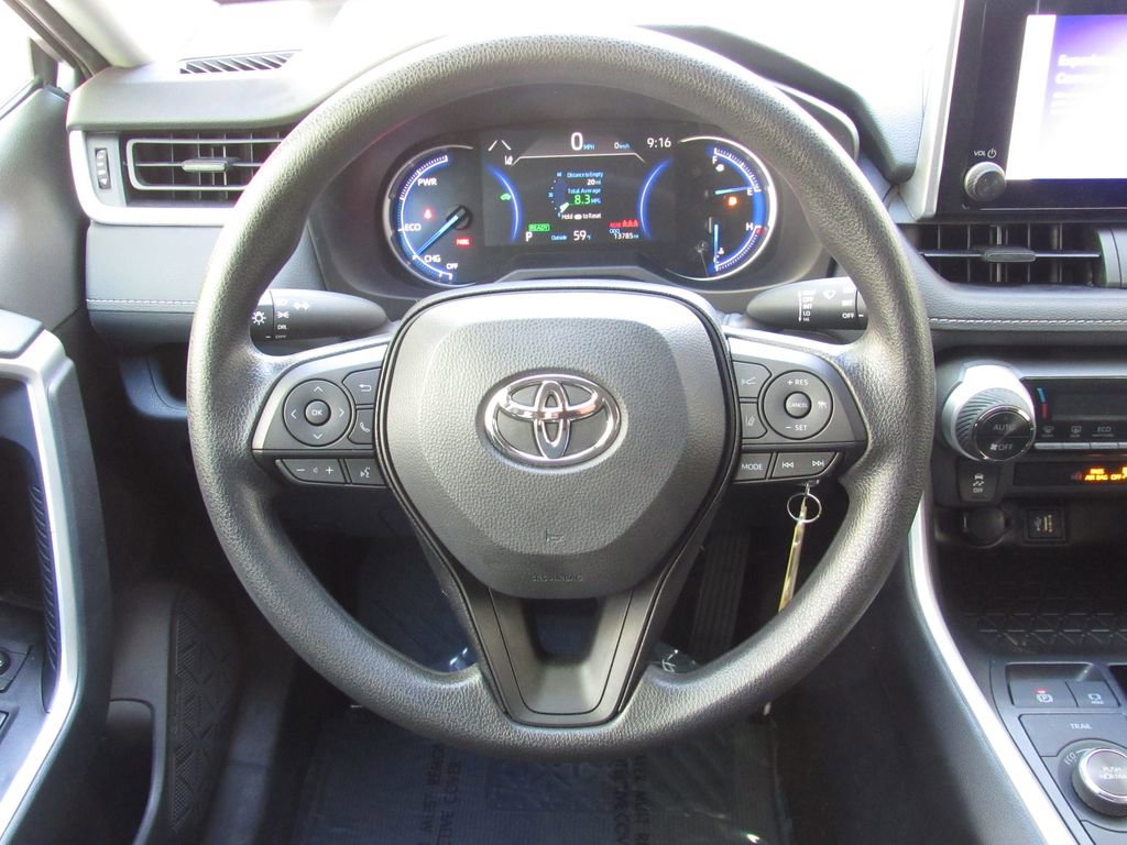 Certified 2025 Toyota RAV4 LE AWD/4WD image 22