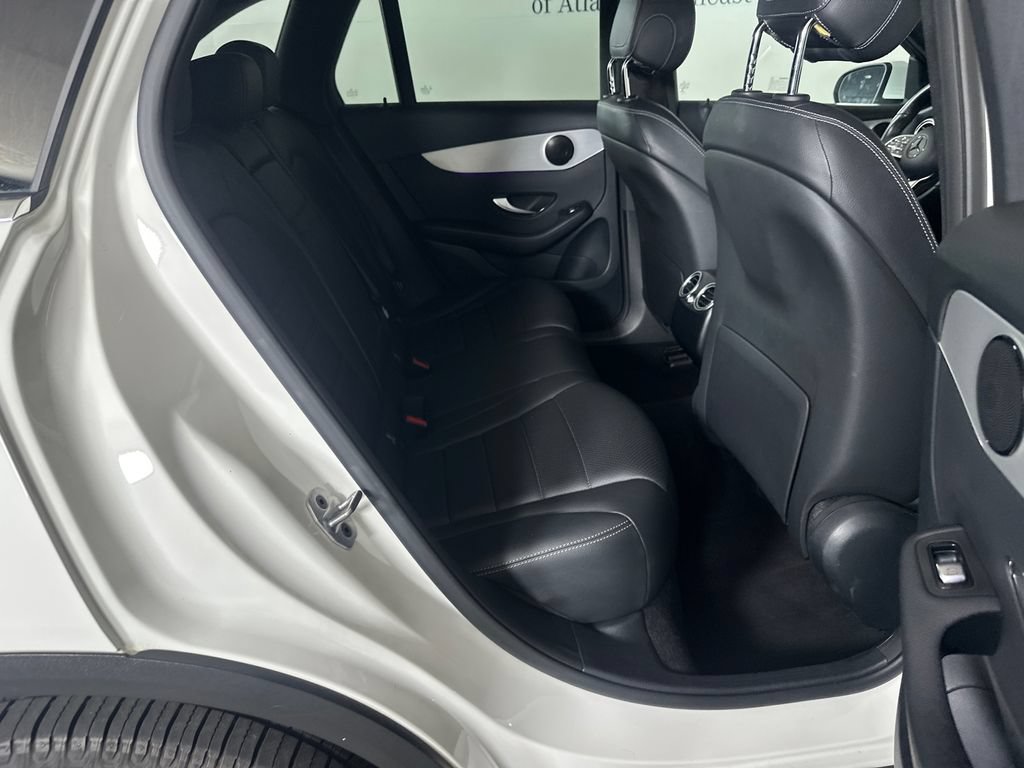 Used 2022 Mercedes-Benz GLC 300 image 17