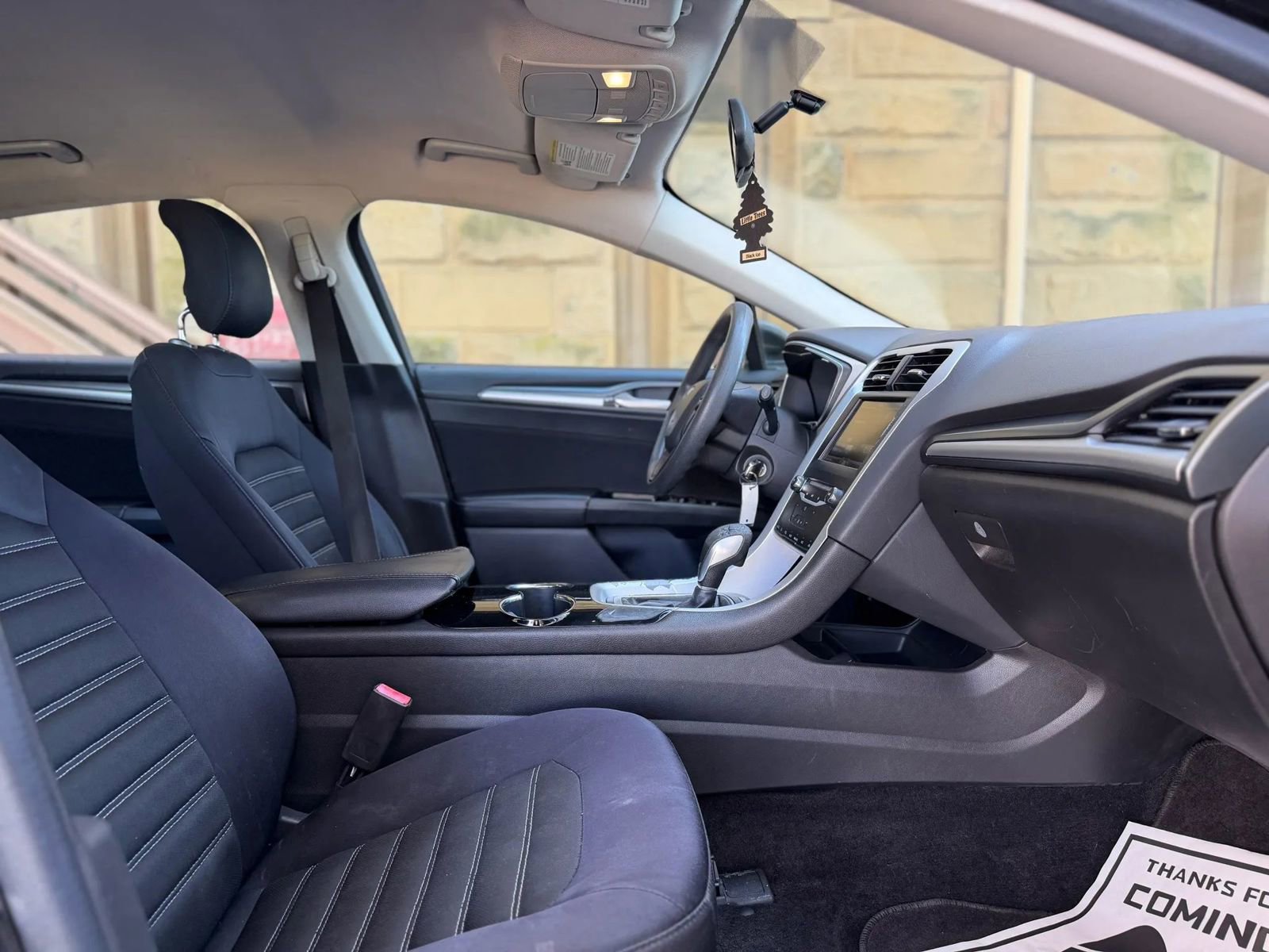 Used 2014 Ford Fusion SE FWD image 26