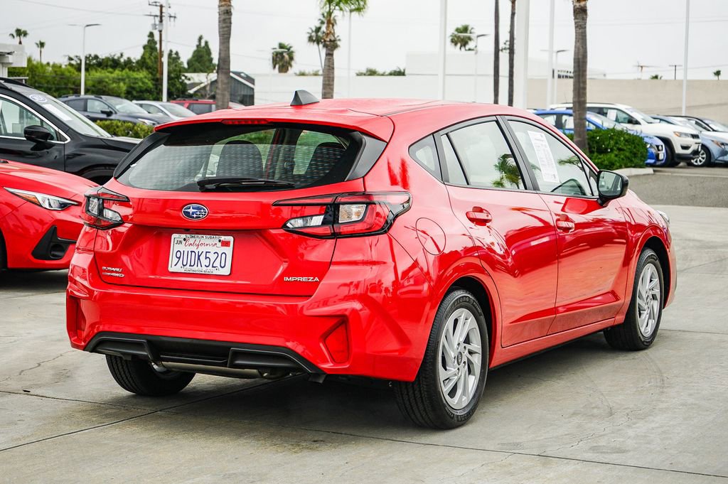Certified 2025 Subaru Impreza 2.0i image 5