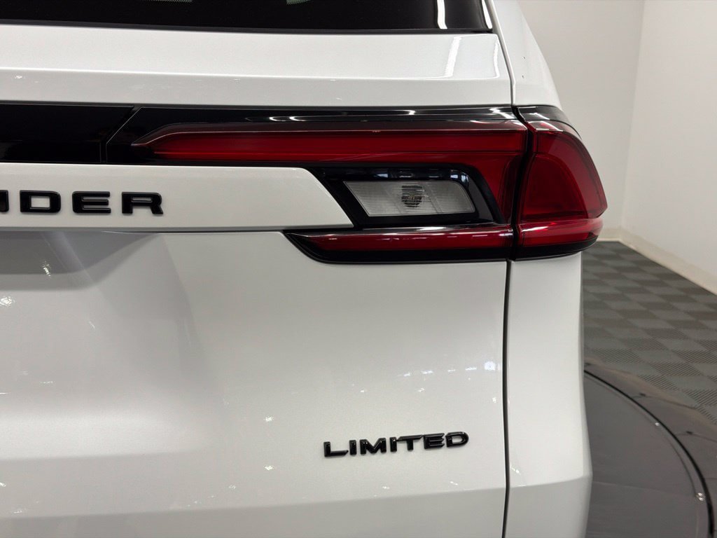 New 2026 Toyota Grand Highlander AWD Hybrid image 13