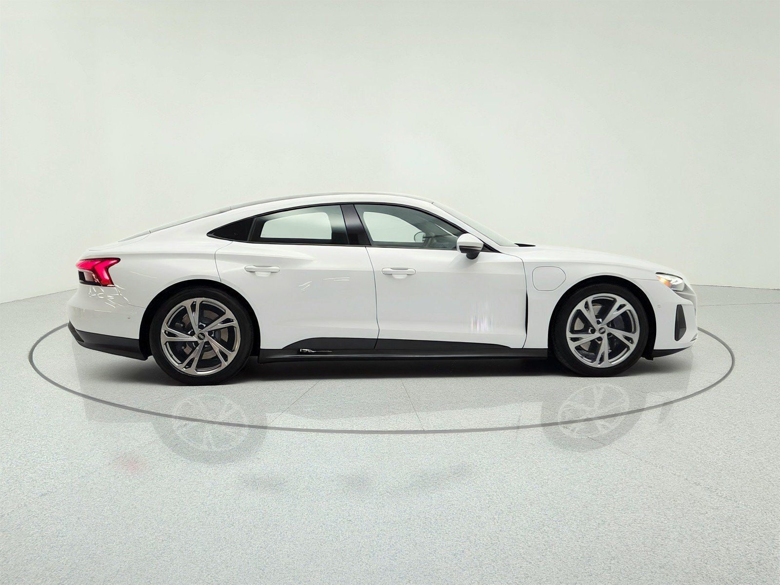 Used 2023 Audi e-tron GT Prestige w/ Prestige Package AWD/4WD image 4