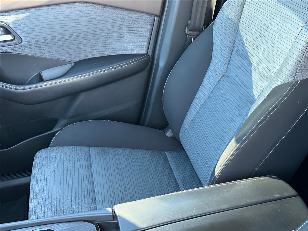 Used 2021 Nissan Rogue SV image 8