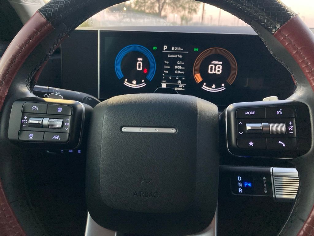 Used 2024 Hyundai Santa Fe SEL image 19