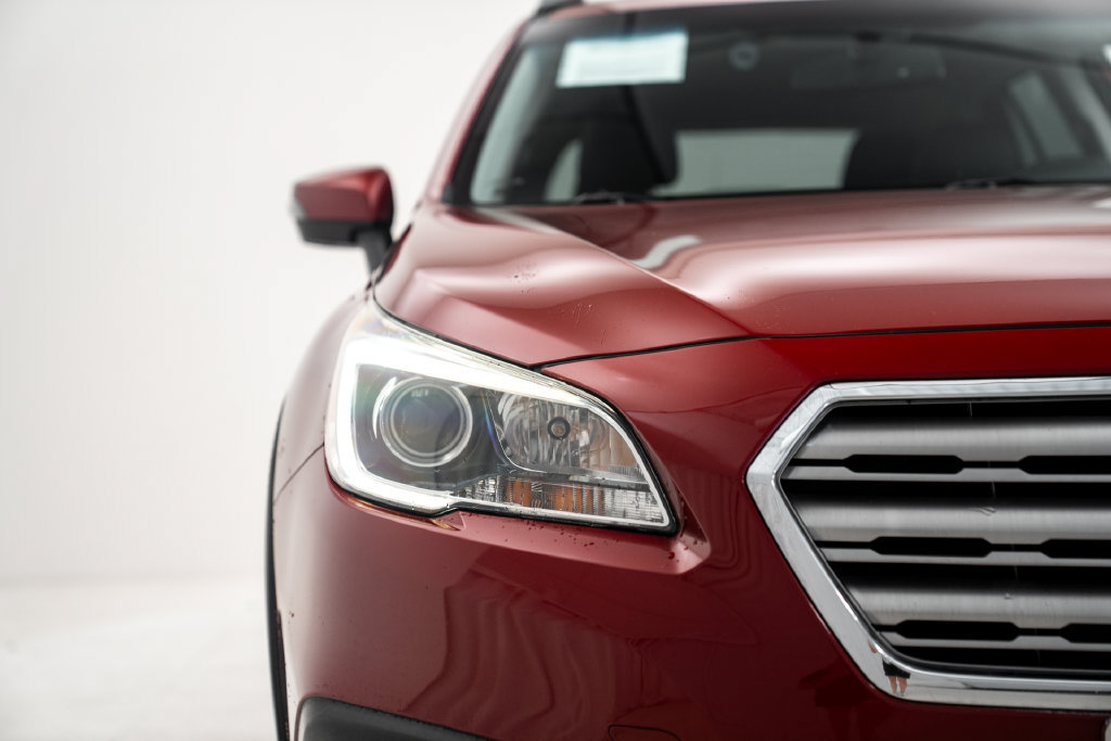 Used 2015 Subaru Outback 2.5i Limited AWD/4WD image 37