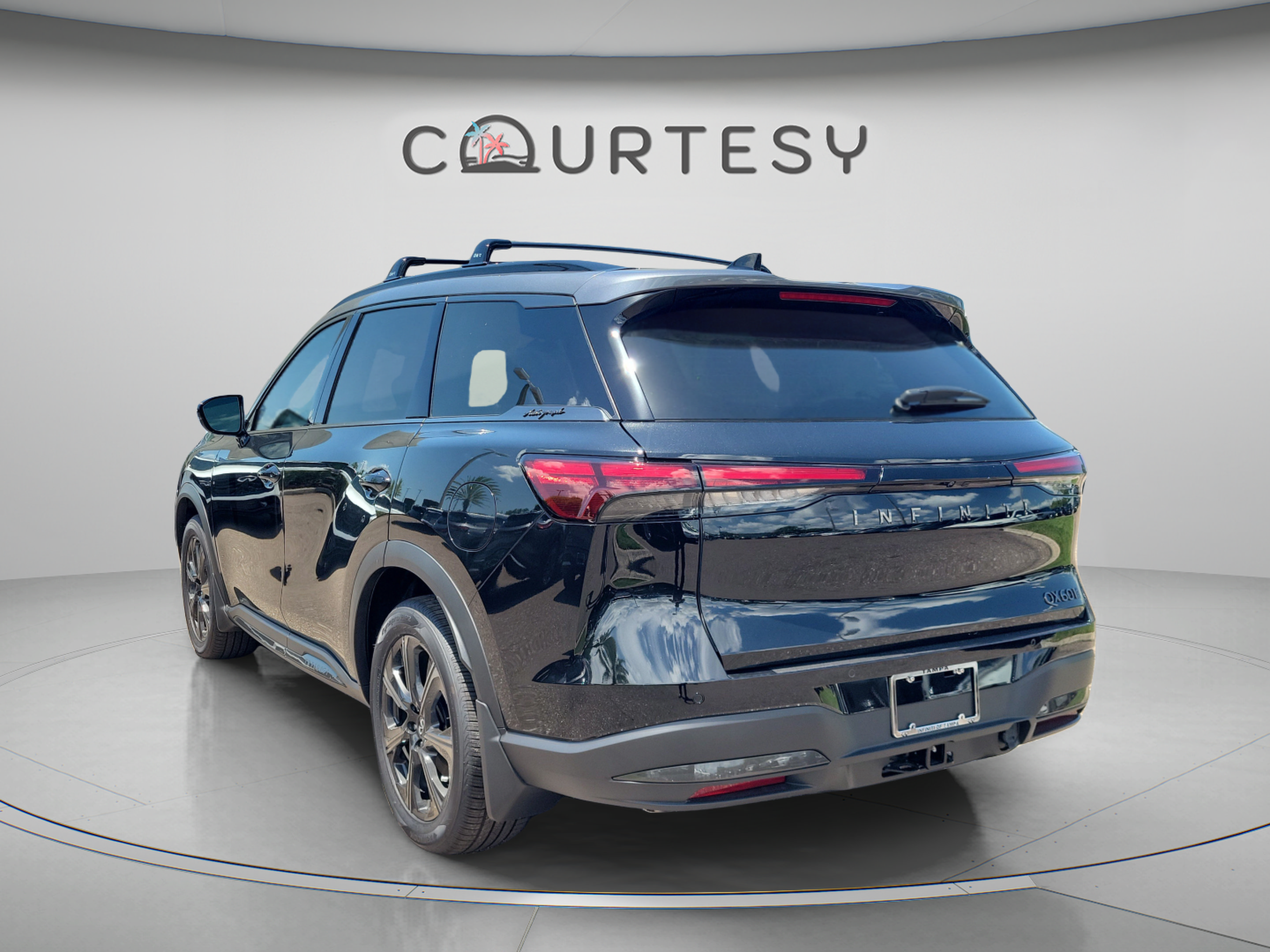 New 2026 INFINITI QX60 Autograph w/ Dark Cargo Package AWD/4WD image 2