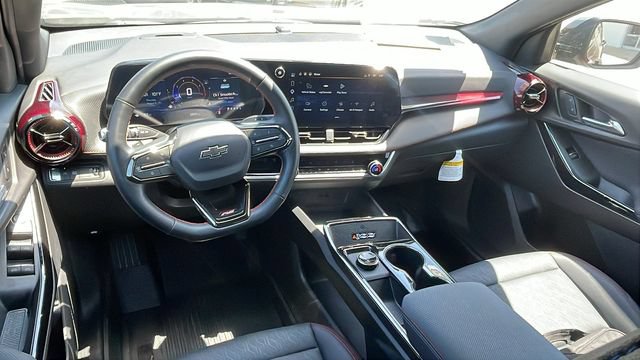 New 2026 Chevrolet Equinox RS w/ Safety and Technology Package FWD image 15