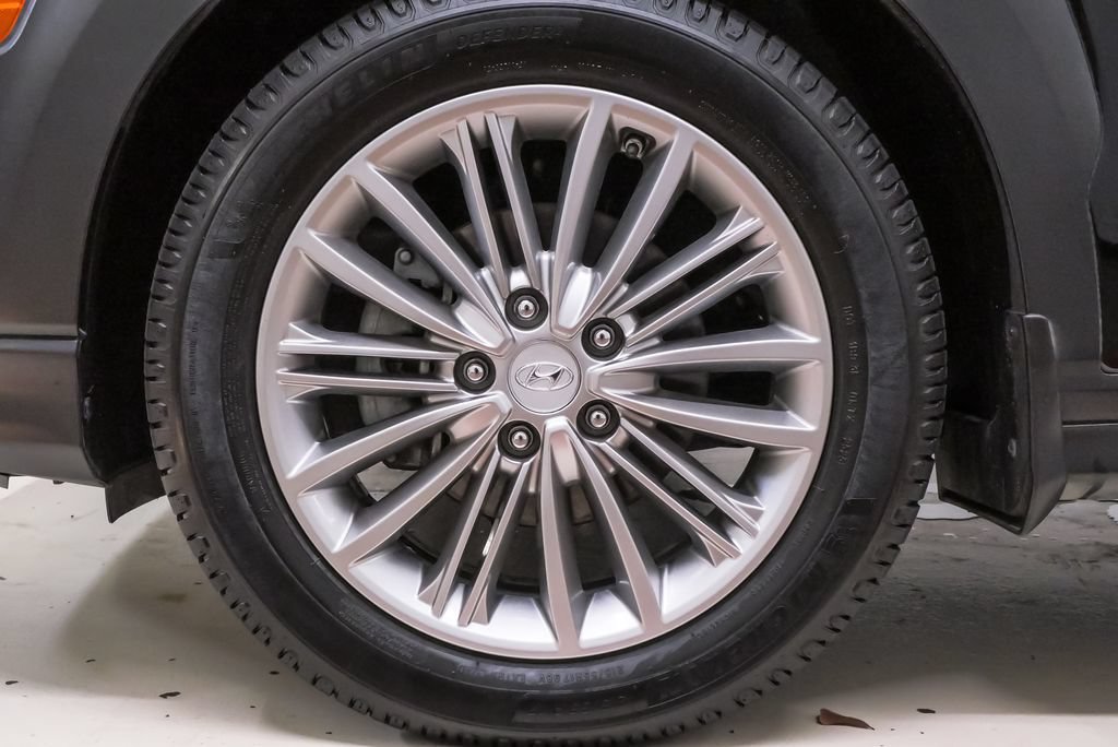 Used 2018 Hyundai Kona SEL FWD image 34