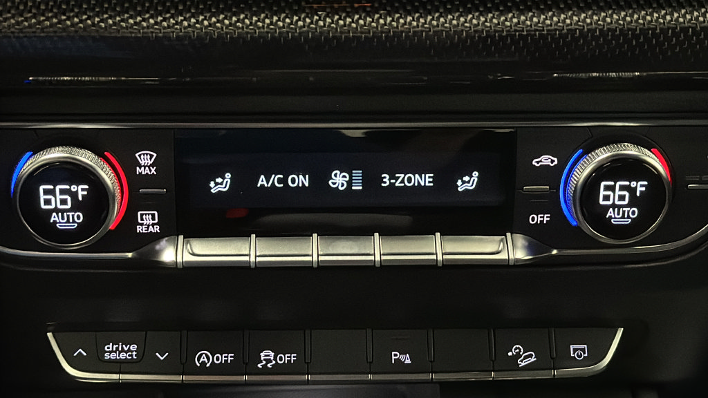 Used 2024 Audi SQ5 Premium w/ Convenience Package AWD/4WD image 18