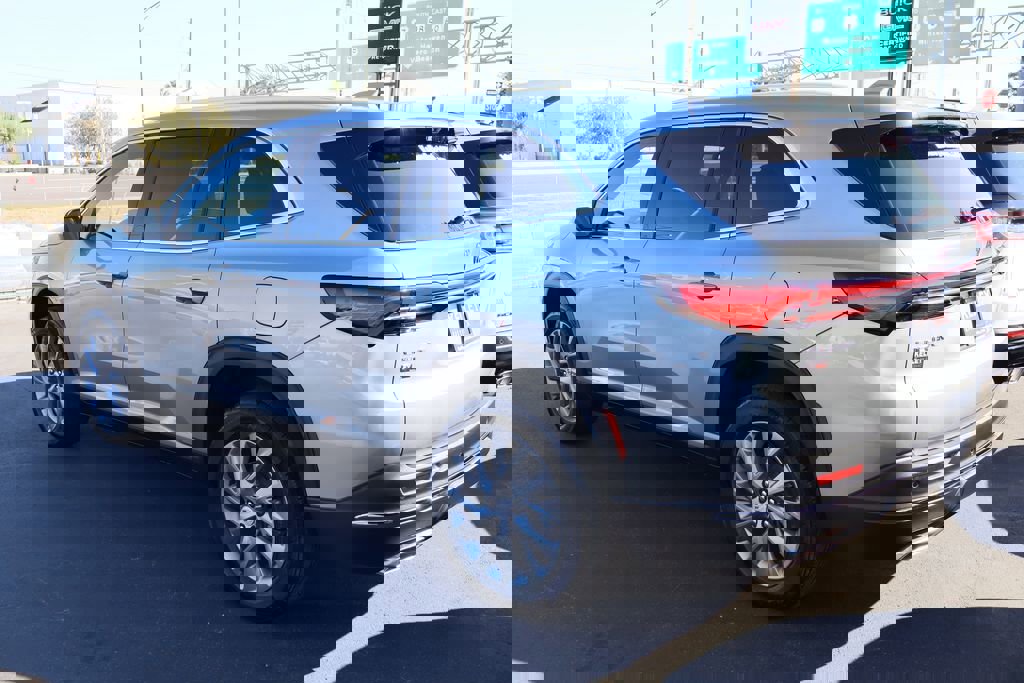 New 2026 Buick Enclave Preferred w/ Power Package image 4