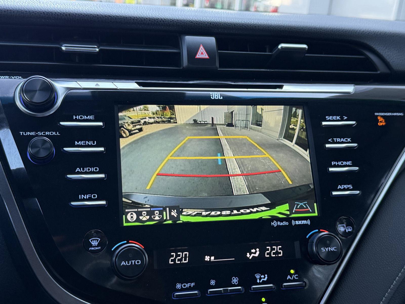 Used 2018 Toyota Camry XSE FWD image 30