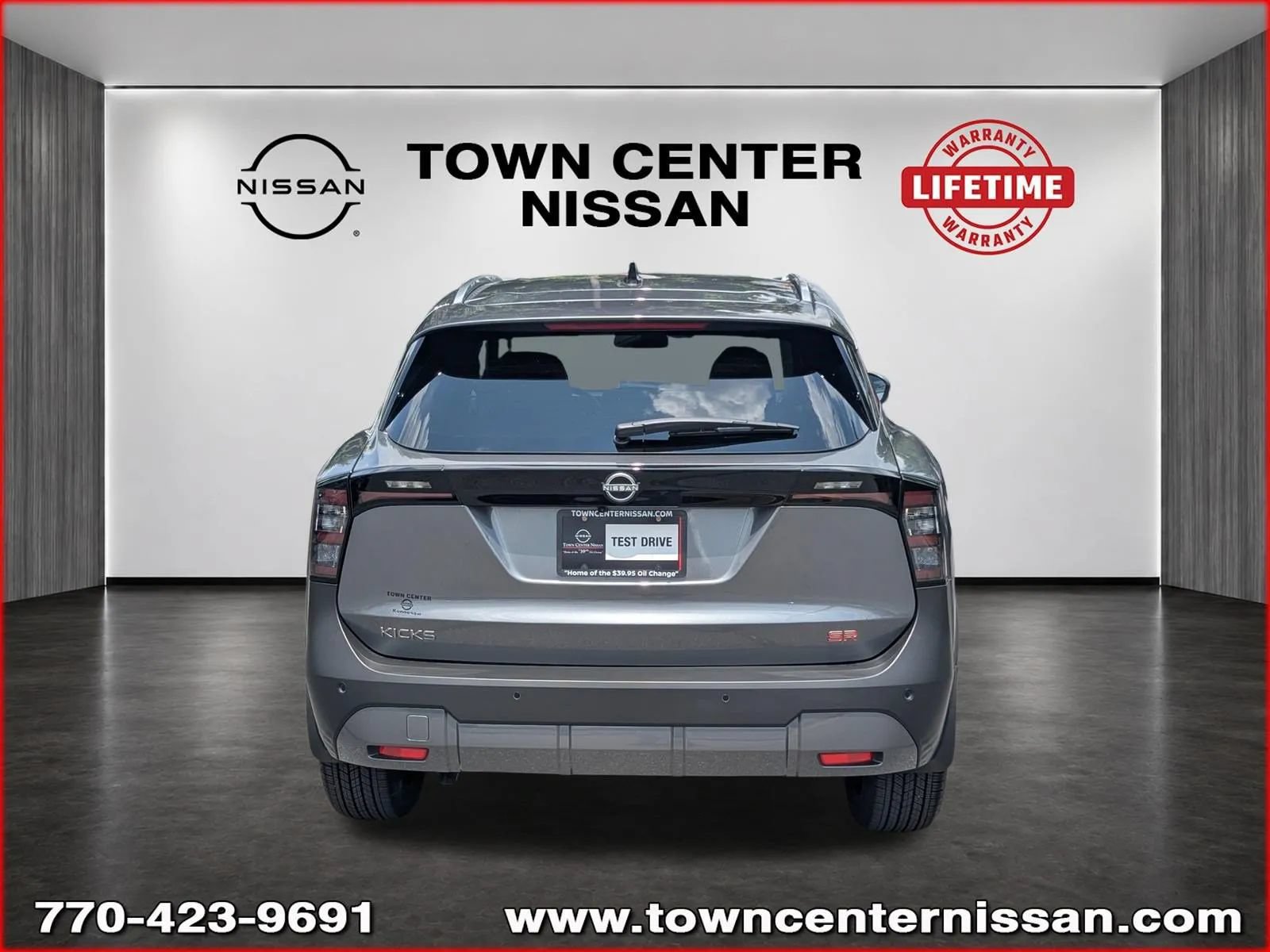 Used 2026 Nissan Kicks SR FWD image 13